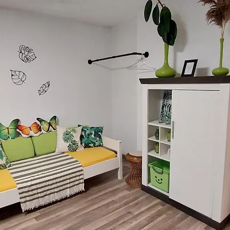 Gemuetliche 3 1/2 Zimmer Wohnung Ludwigsburg Buitenkant foto